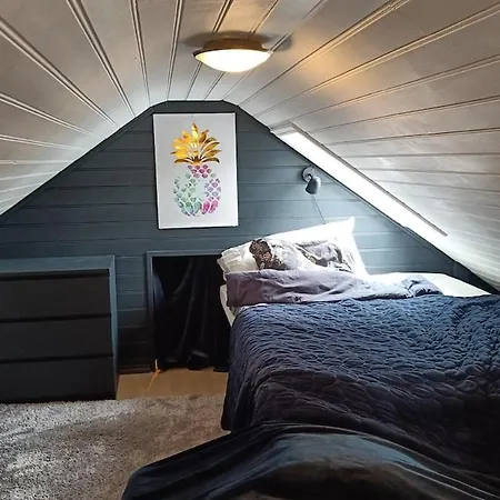 Koselig Hus Med Egen Brygge Askoy