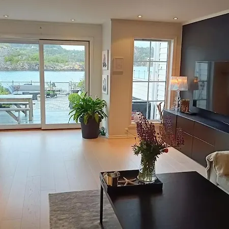 Koselig Hus Med Egen Brygge * Askoy