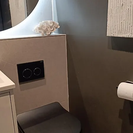Koselig Hus Med Egen Brygge Holiday home Askoy