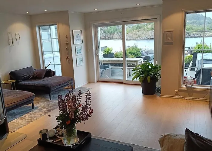 Сasa de vacaciones Koselig Hus Med Egen Brygge *