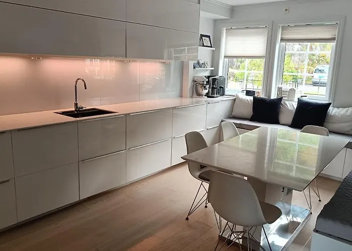 Koselig Hus Med Egen Brygge Сasa de vacaciones Askoy