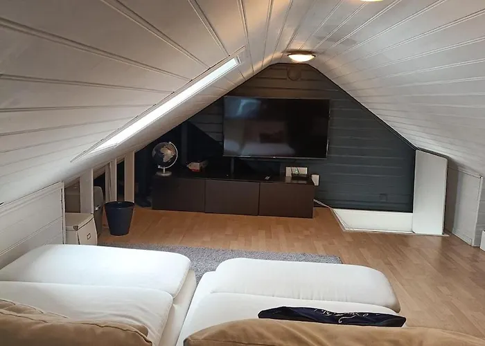 Сasa de vacaciones Koselig Hus Med Egen Brygge Askoy