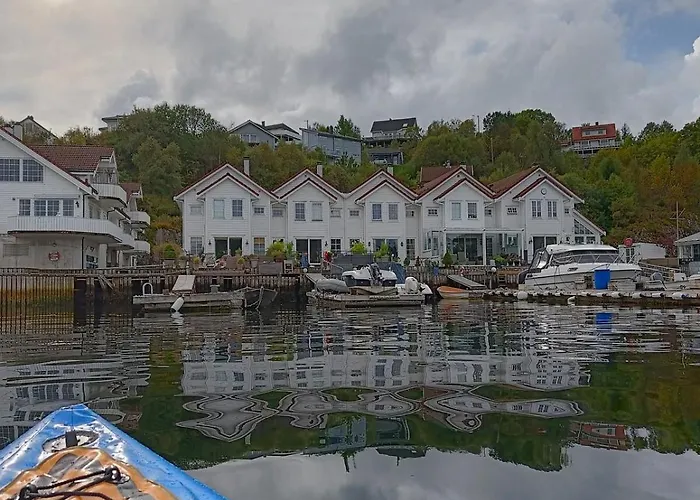 Сasa de vacaciones Koselig Hus Med Egen Brygge